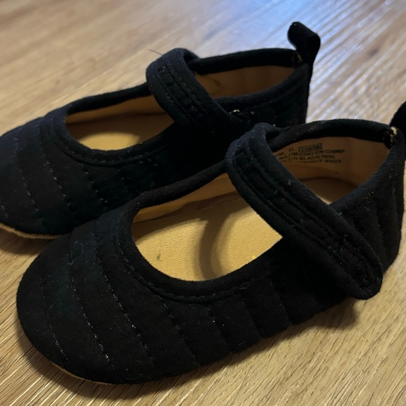 Old Navy NWOT Baby Girl Winter Boot Shoe Bundle Black Tan Size 6-12 months - Picture 6 of 16